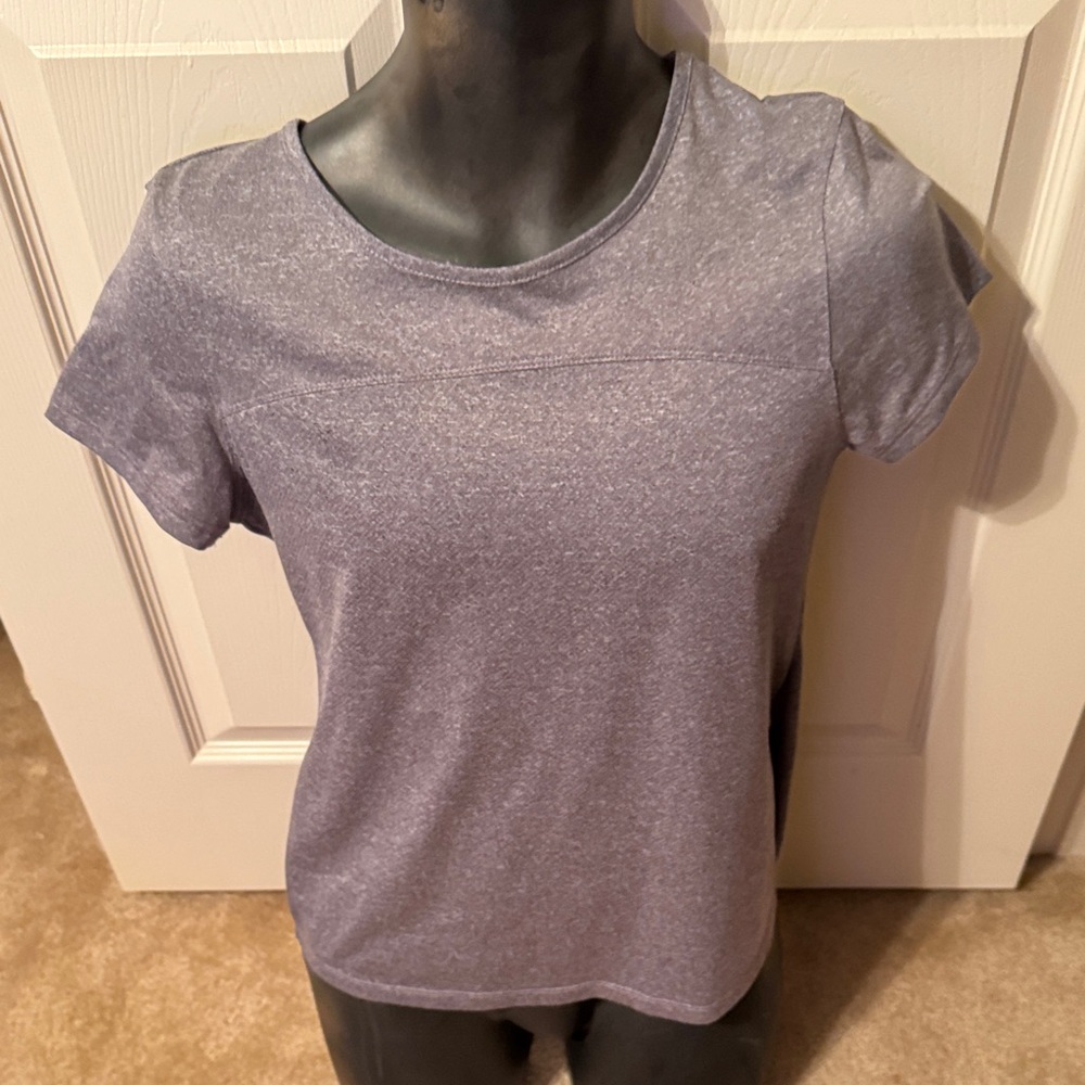 Danskin Heathered Gray Short-Sleeve Women's Top Size Medium 8-10